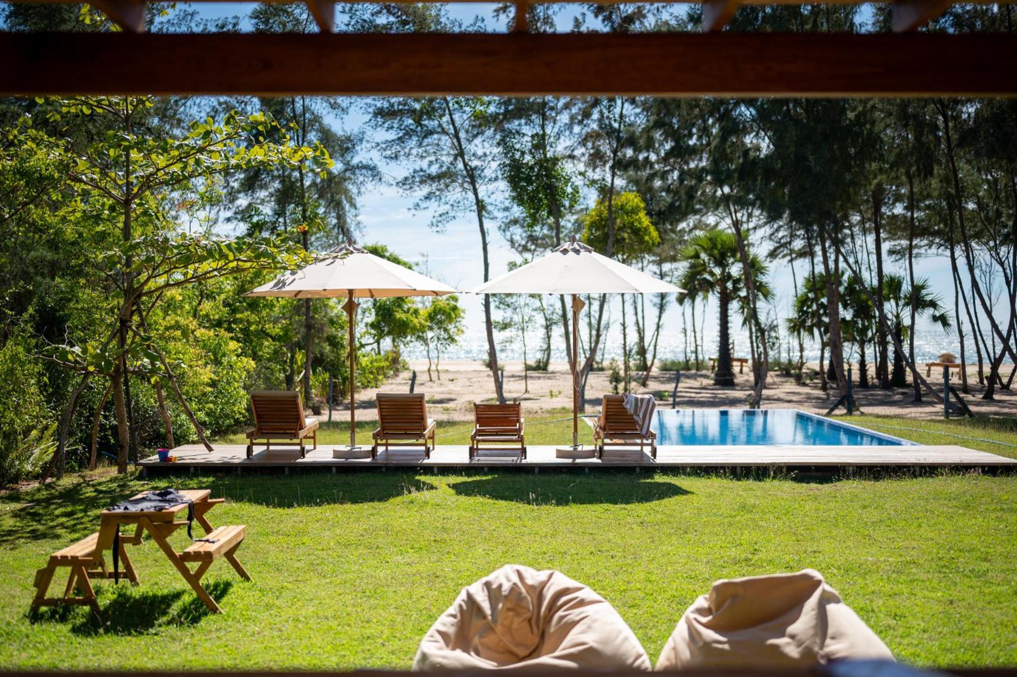 Niketh Villa Komari Arugambay Exterior foto